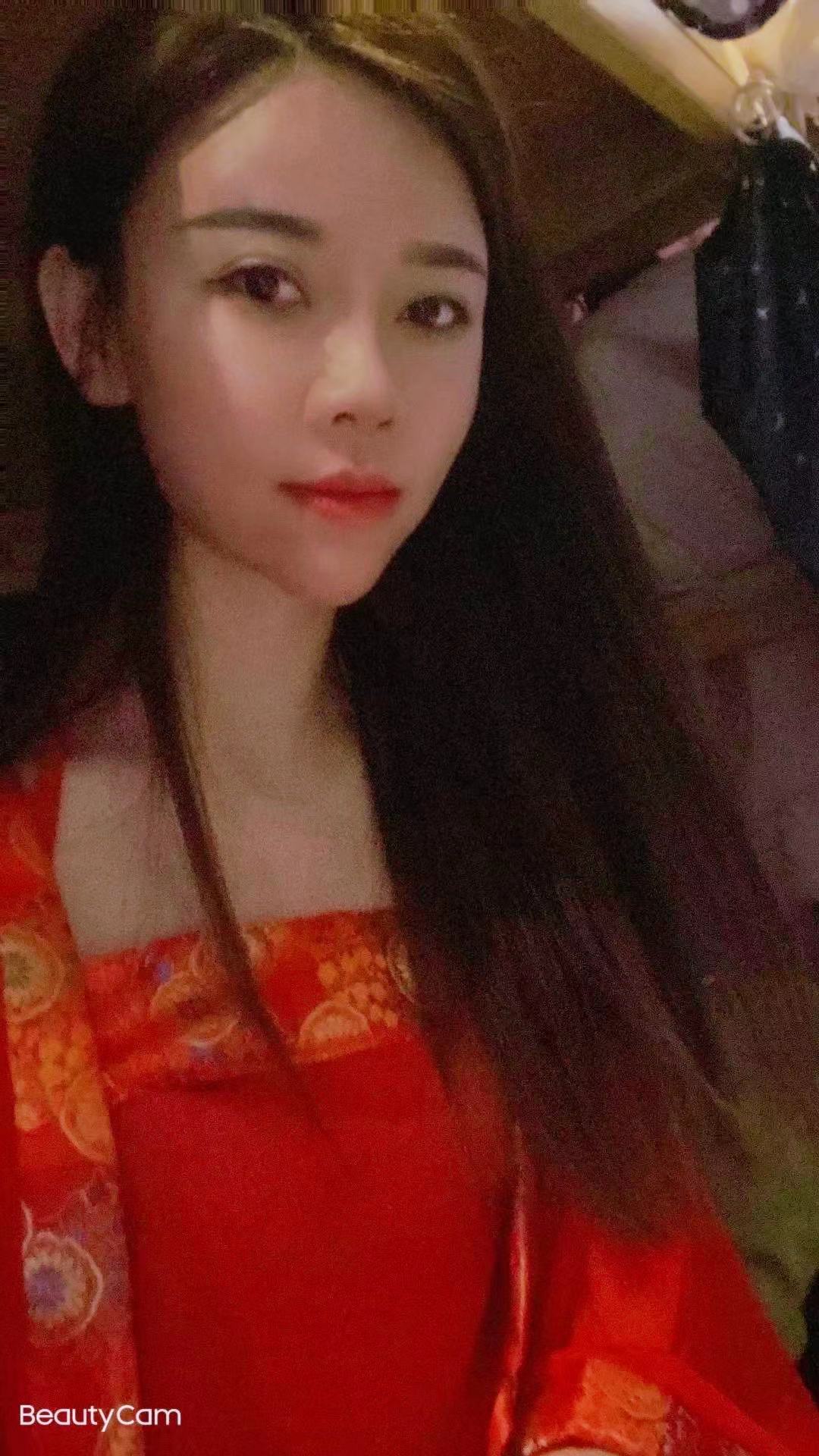 青岛漂亮制服妹子